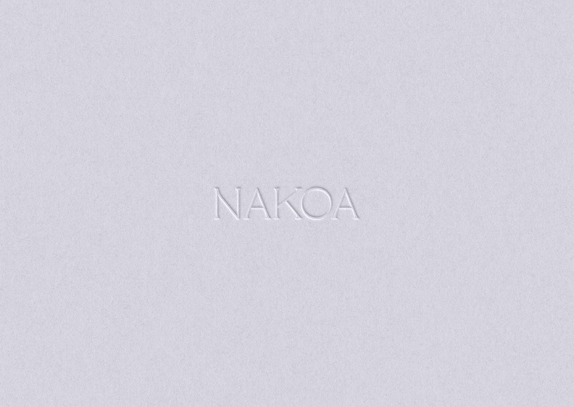 nakoa logotipo hendido branding packaging apuchades estudio